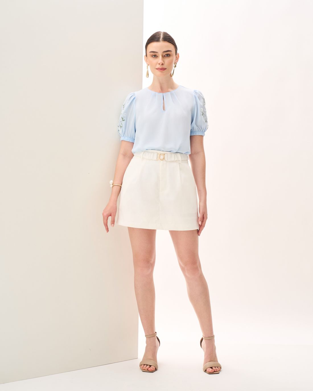Blusa Crepe Manga Bordada - Milalai Blusa Crepe Manga Bordada - Milalai