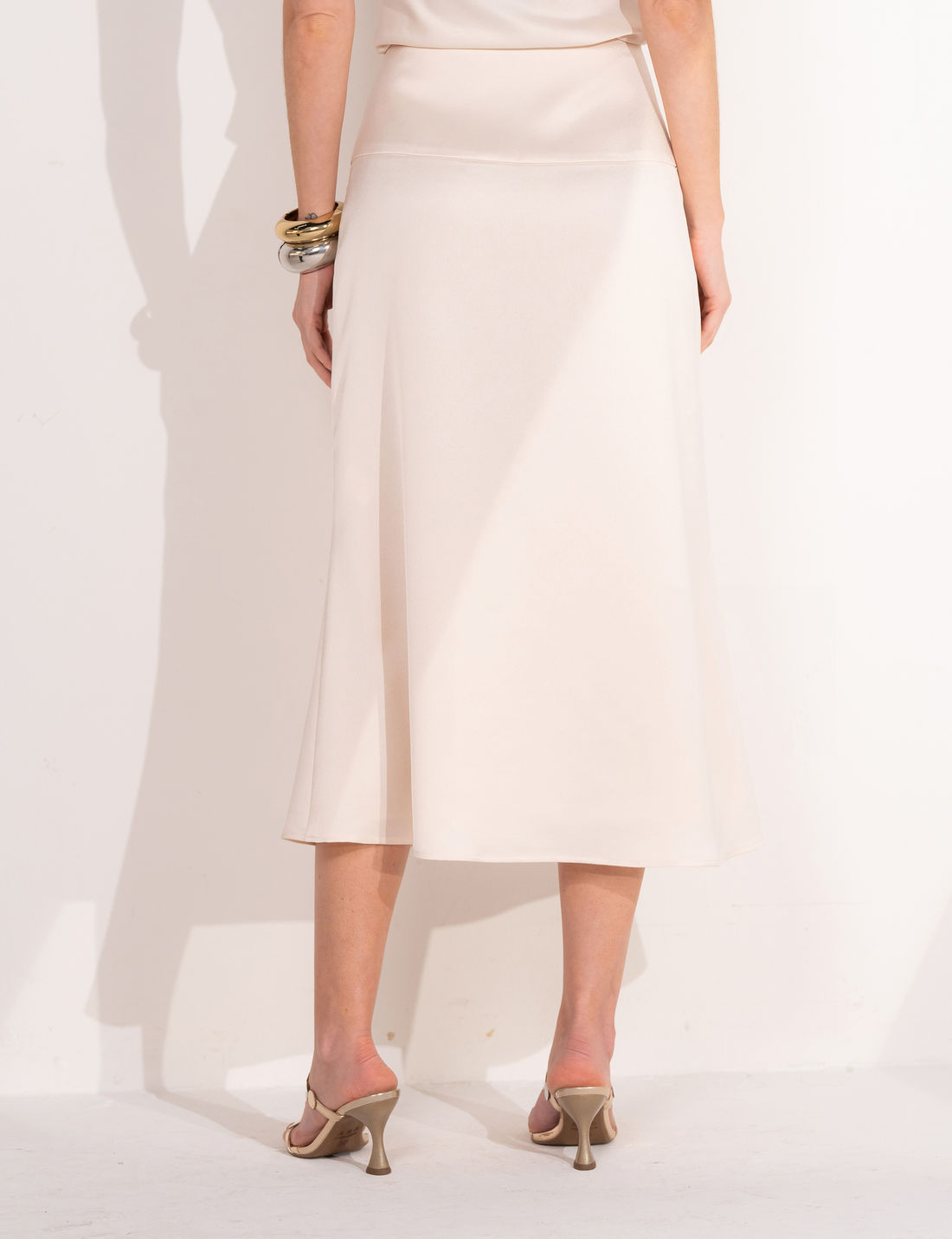 Saia Liane Acetinado - Unique Chic Saia Liane Acetinado - Unique Chic