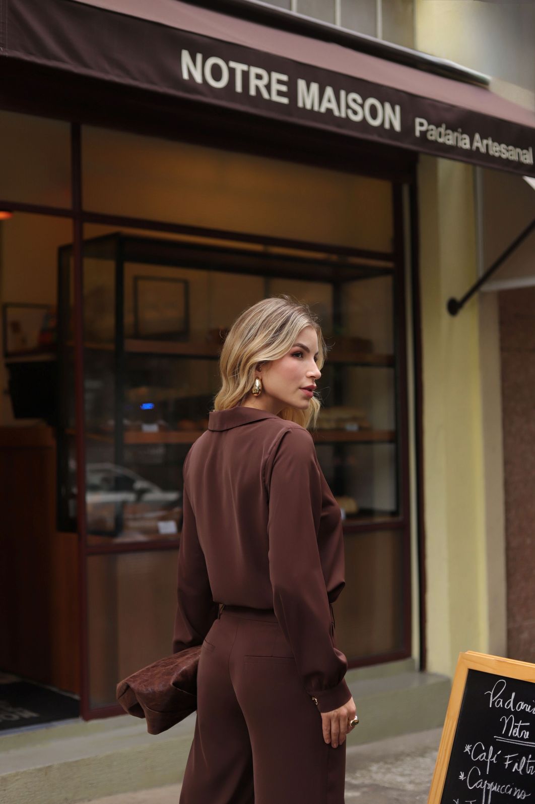 Calça Reta Pregas - Doce Flor