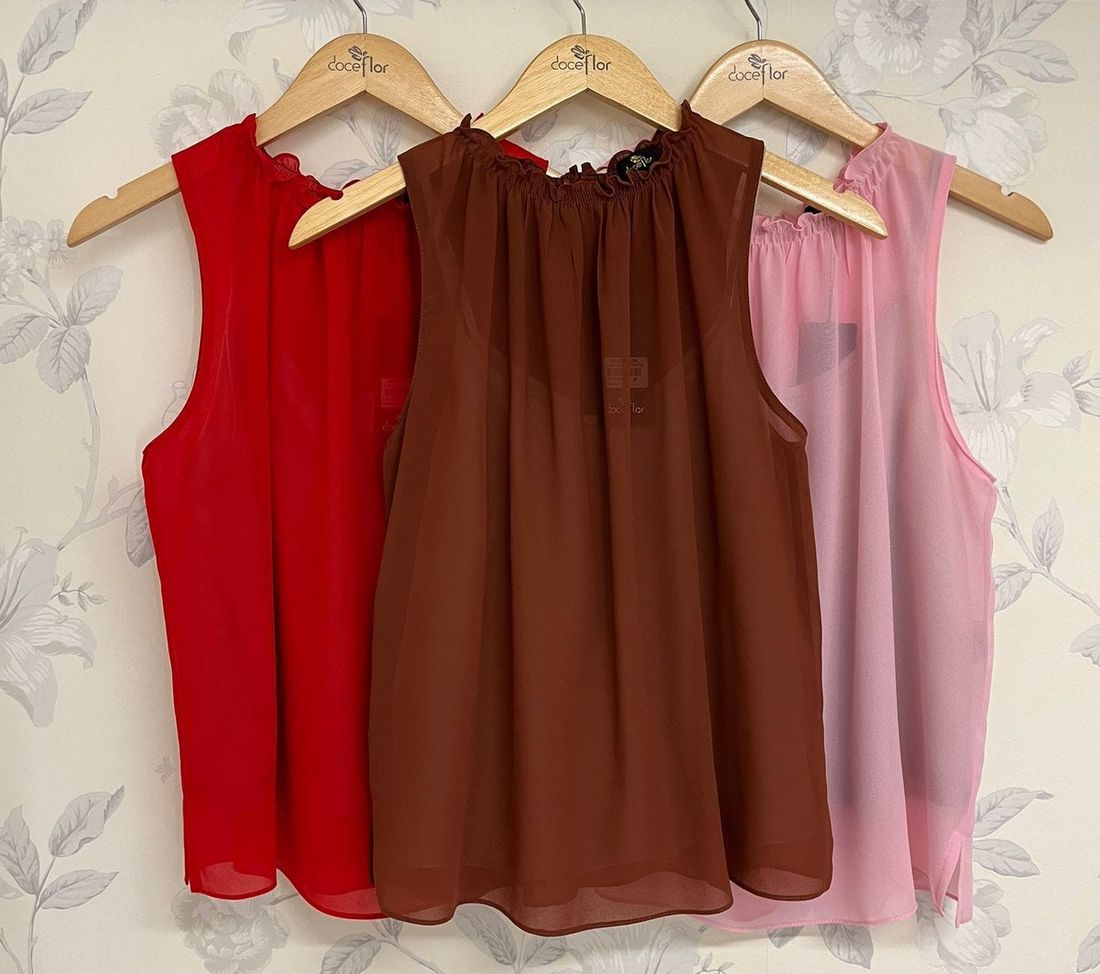 Blusa Cavada em Chiffon- Doce Flor Blusa Cavada em Chiffon- Doce Flor