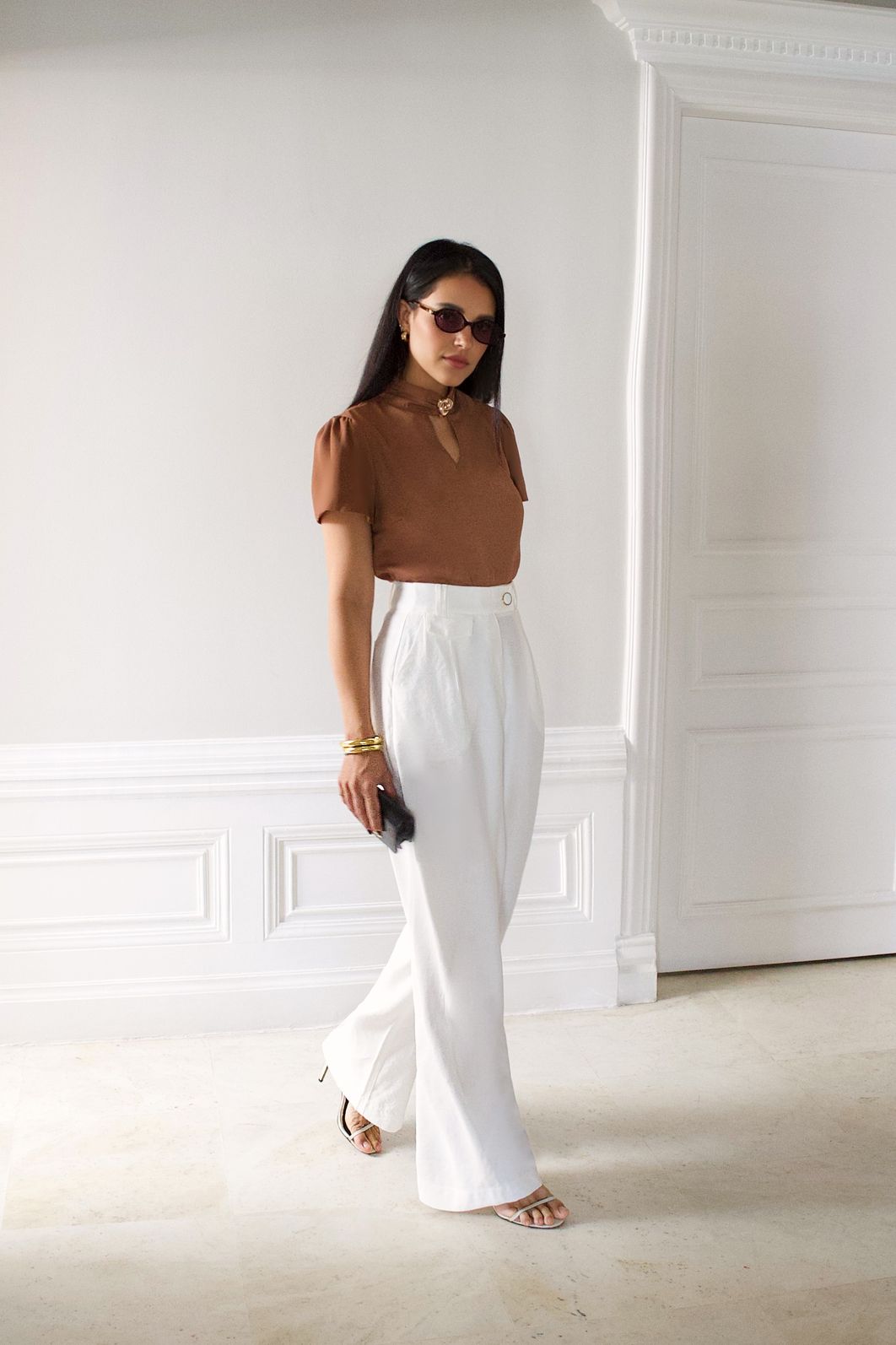 Blusa Fivela Dourada Gola - Milalai Blusa Fivela Dourada Gola - Milalai