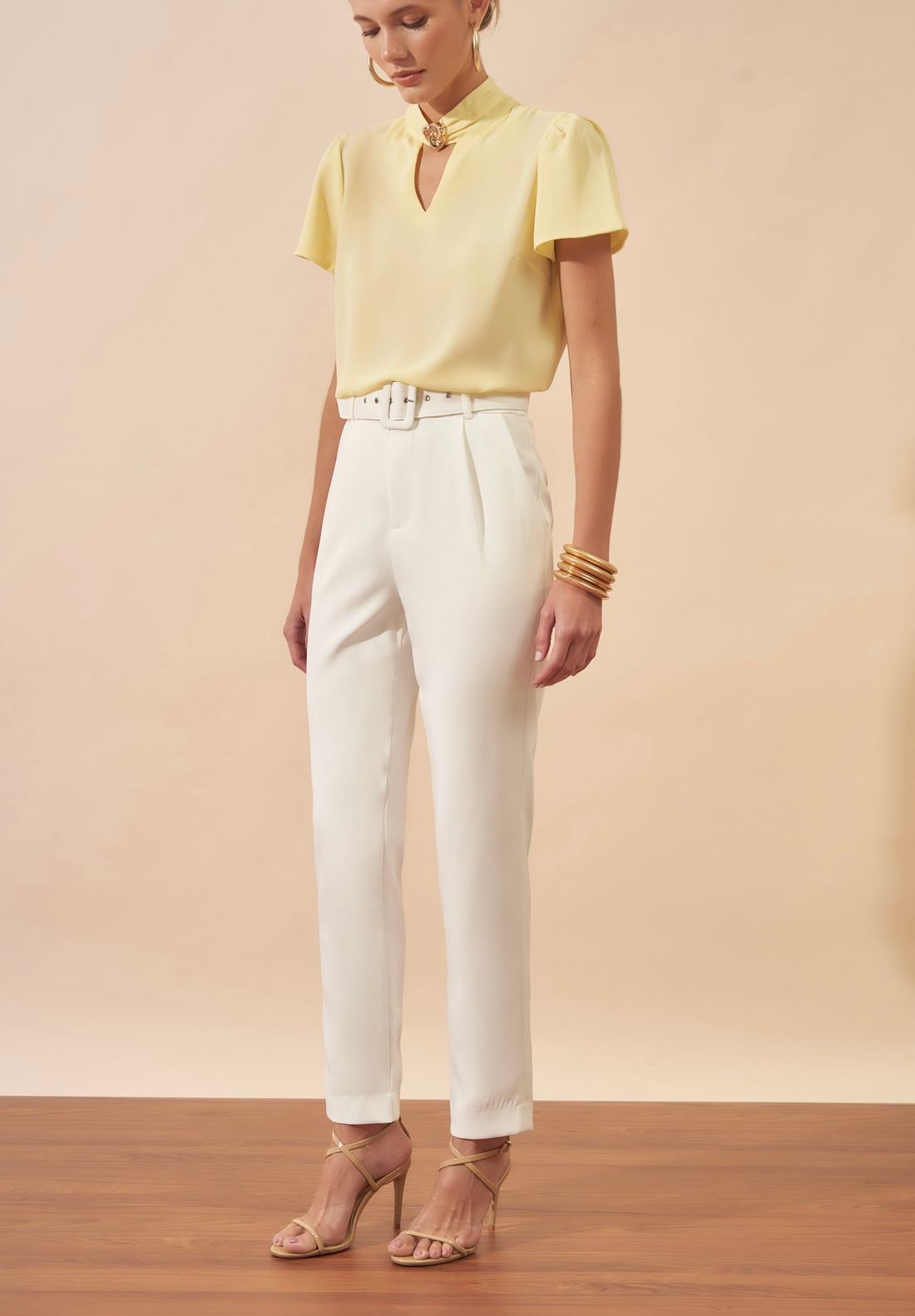 Blusa Fivela Dourada Gola - Milalai Blusa Fivela Dourada Gola - Milalai