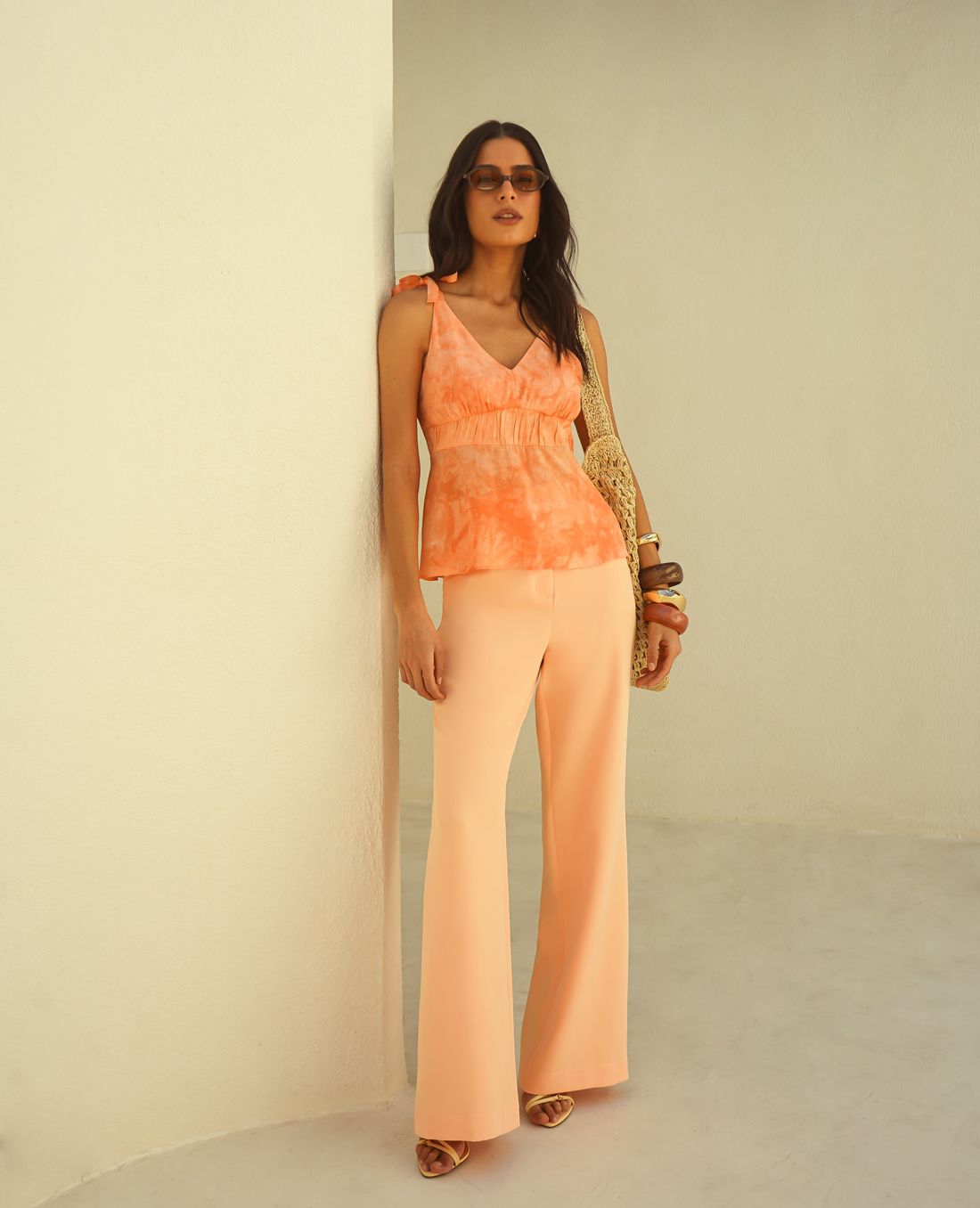 Regata Alça Detalhe Franzido Color Splash - Donna Ritz Regata Alça Detalhe Franzido Color Splash - Donna Ritz