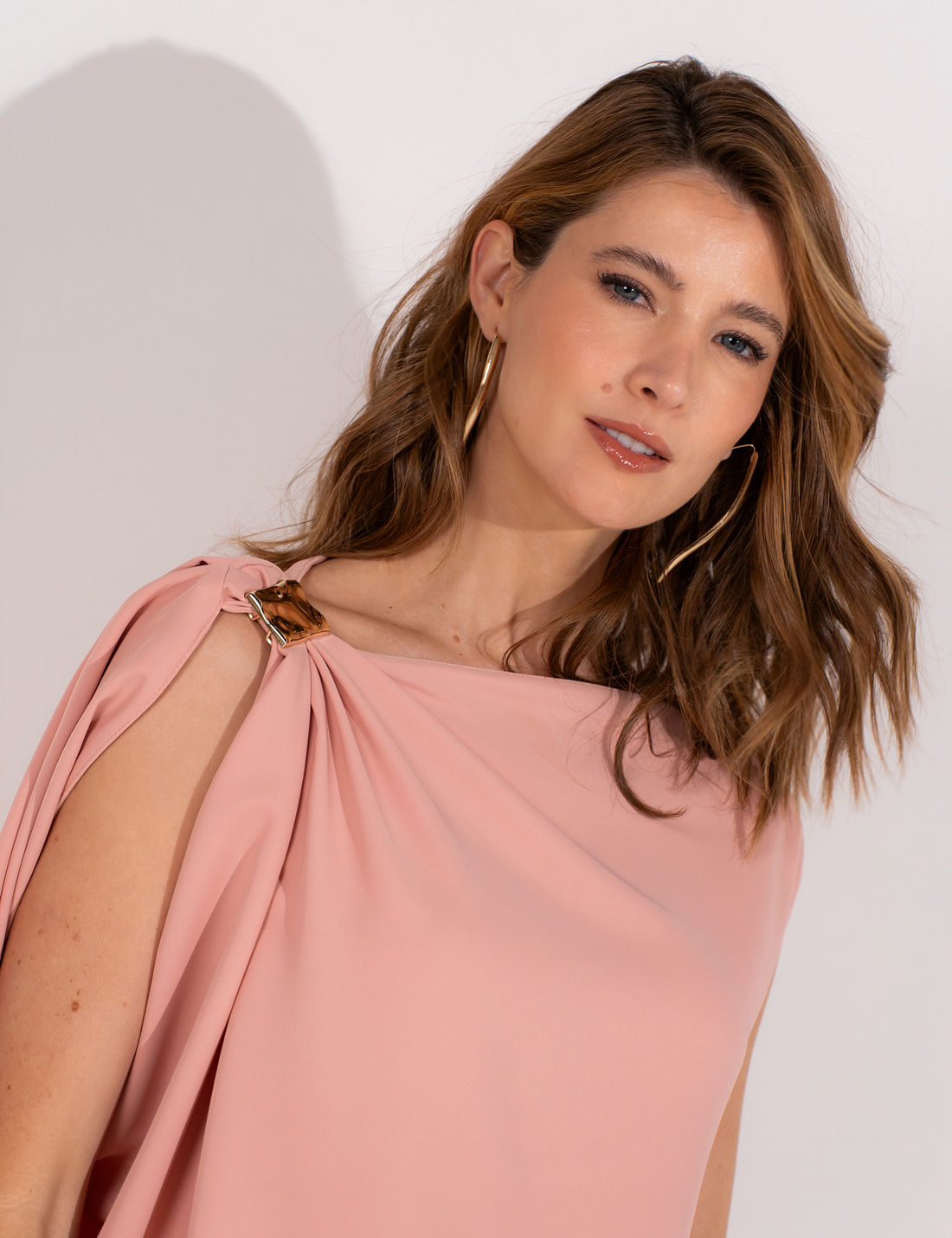 Blusa Raissa em Alfaiataria- Unique Chic Blusa Raissa em Alfaiataria- Unique Chic