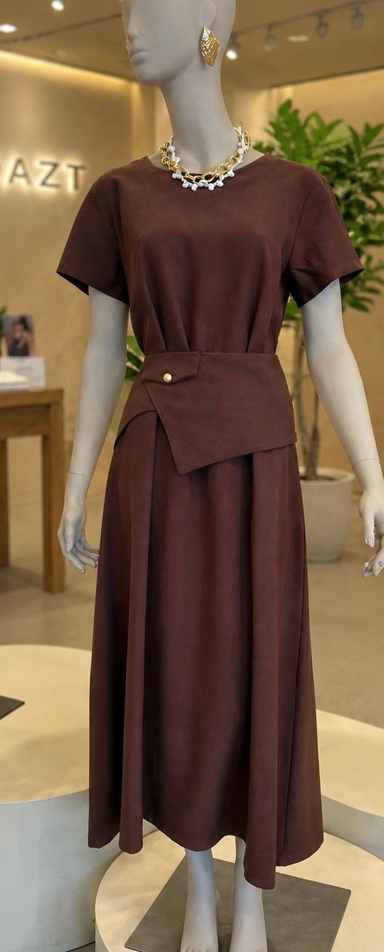 Vestido Midi Zaya Alfaiataria Mista de Viscose Vestido Midi Zaya Alfaiataria Mista de Viscose