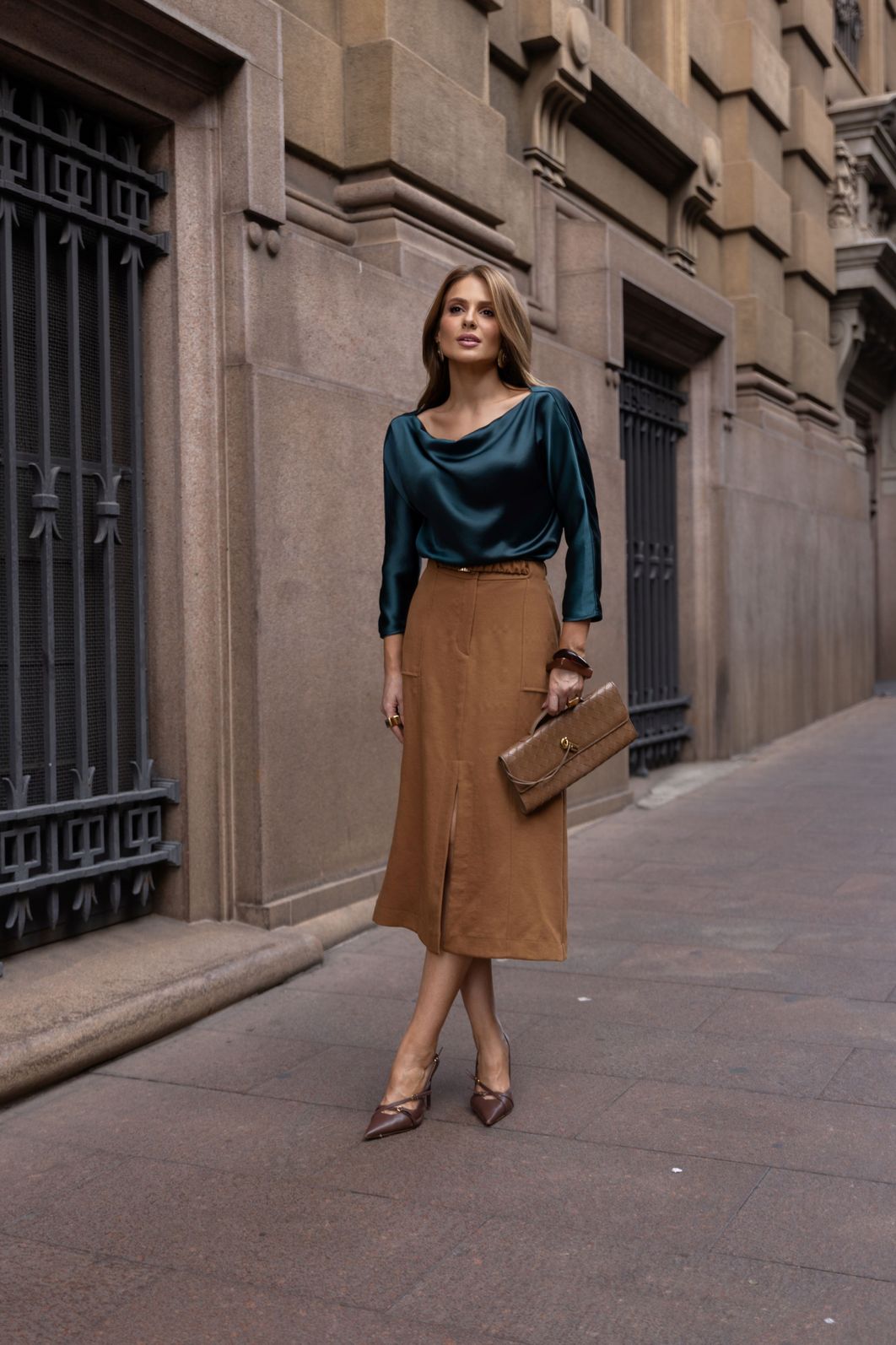 Saia Midi Fenda Viscose Mista - Doce Flor