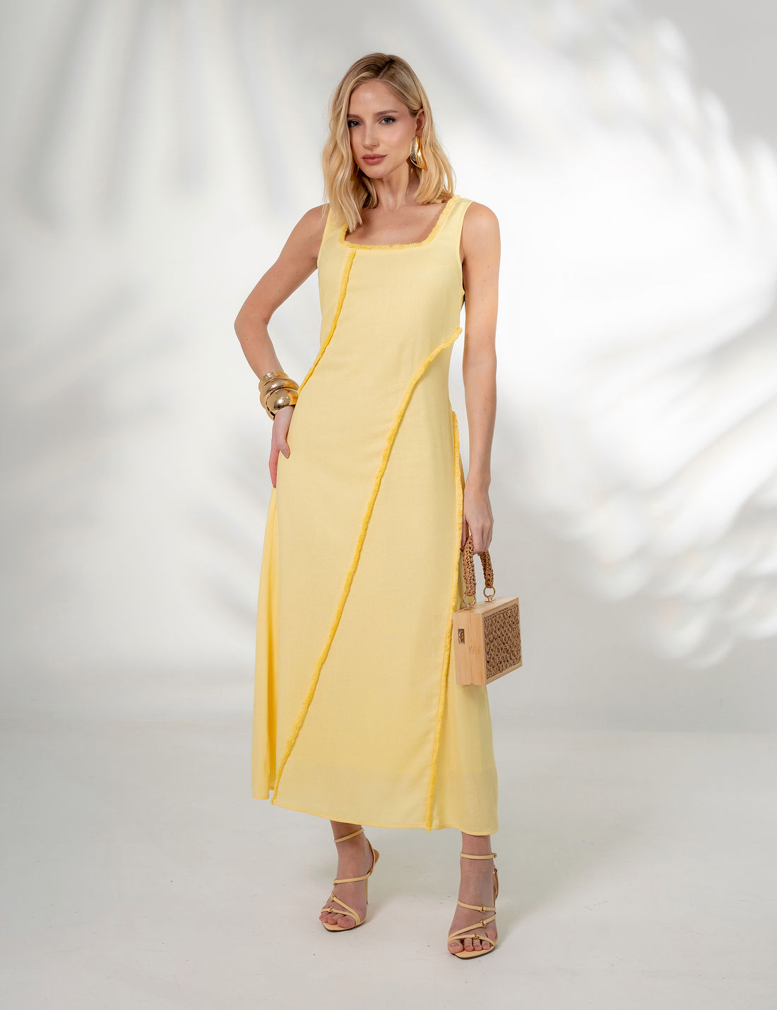 Vestido Stella Viscolinho - Unique Chic Vestido Stella Viscolinho - Unique Chic