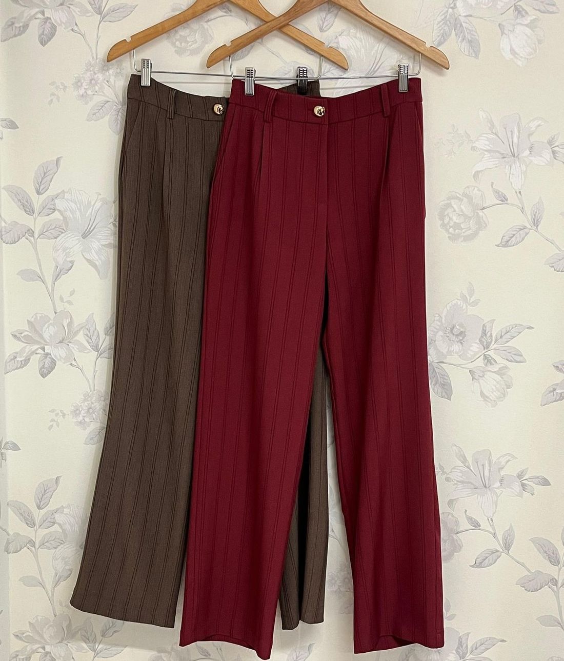 Calça Reta Alfaiataria Risca de Giz - Doce Flor