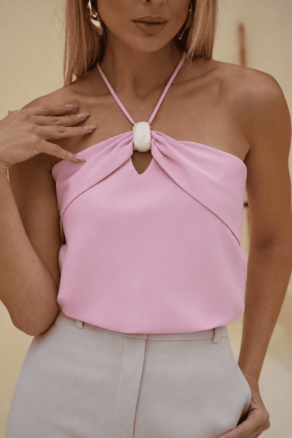 Regata Halter Aviamento Acrílico - Donna Ritz Regata Halter Aviamento Acrílico - Donna Ritz