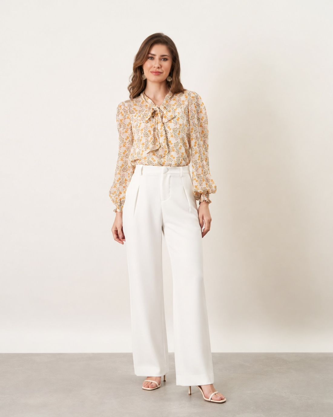 Blusa Estampada Floral Com Laço - Milalai Blusa Estampada Floral Com Laço - Milalai