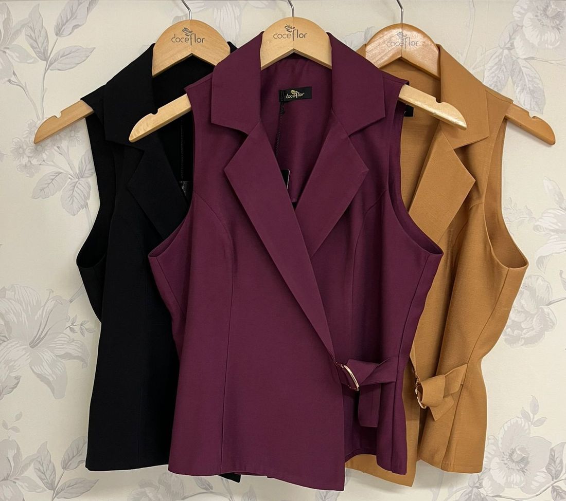 Colete Transpassado Com Fivela - Doce Flor