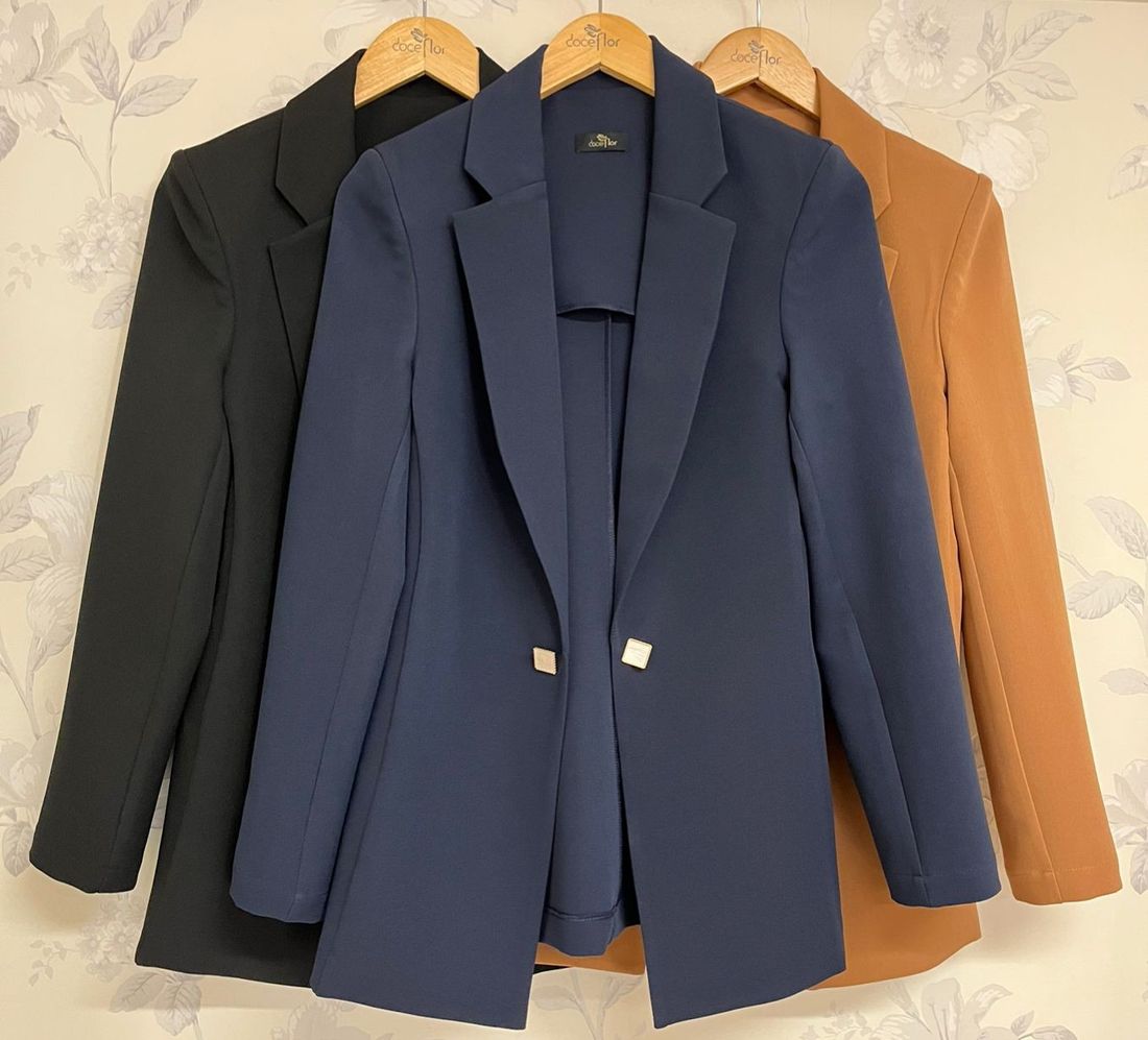 Blazer Alongado Alfaiataria Botão Esmaltado - Doce Flor