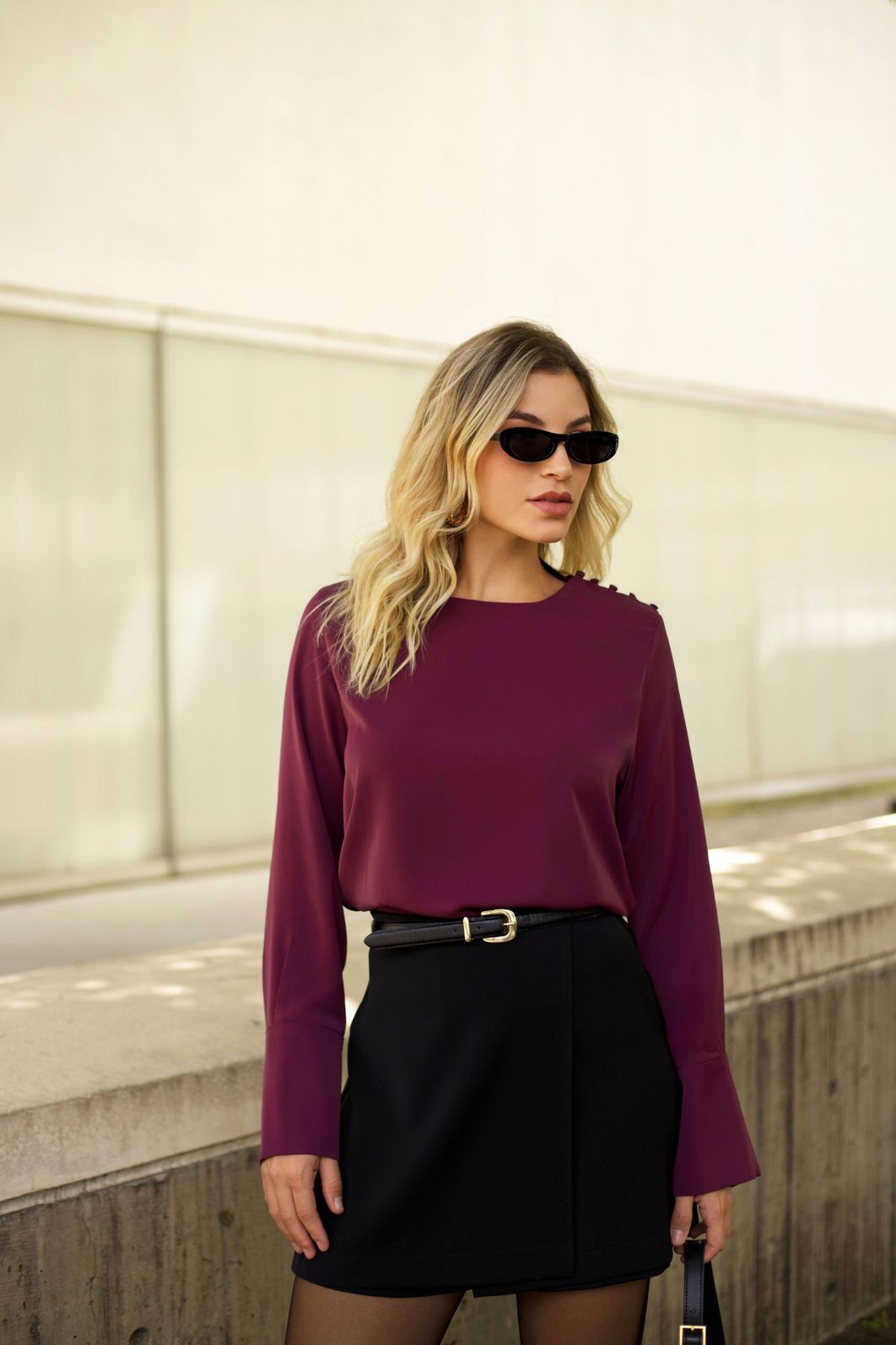 Blusa Manga Longa Acetinada Botões - Doce Flor