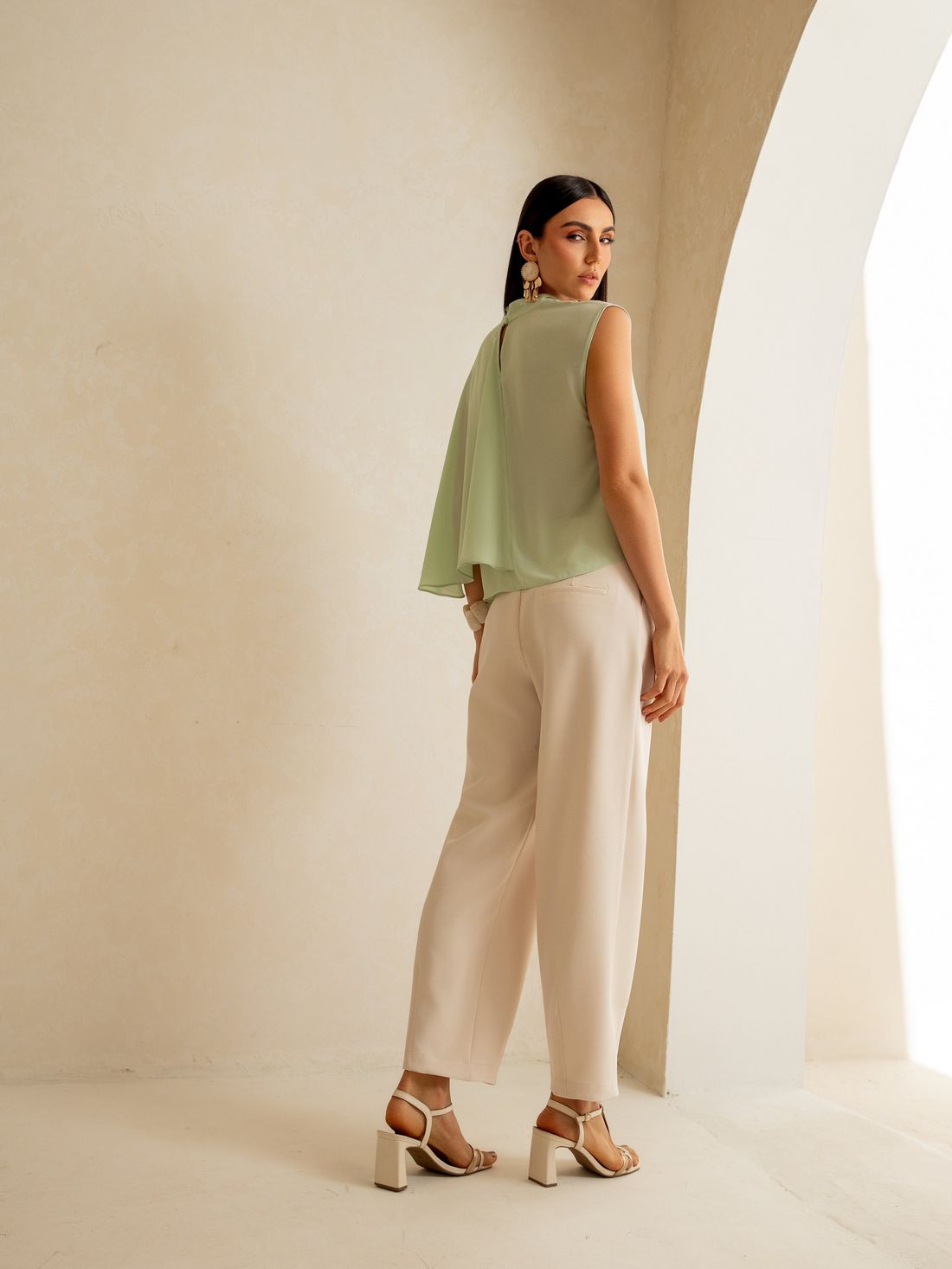 Regata Crepe Capa - Doce Flor Regata Crepe Capa - Doce Flor