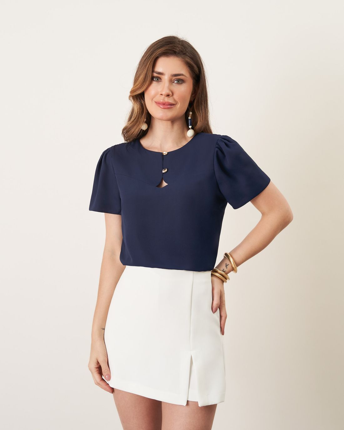 Blusa Crepe Detalhe Vazado E Botões - Milalai Blusa Crepe Detalhe Vazado E Botões - Milalai