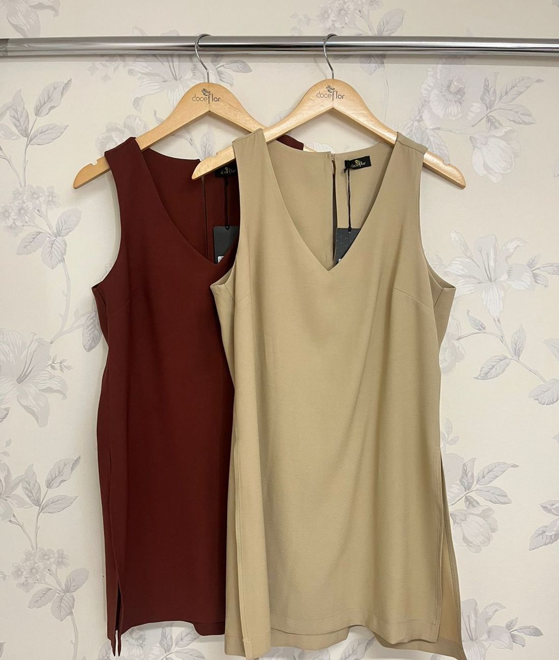 Tunica Decote V com Fendas - Doce Flor