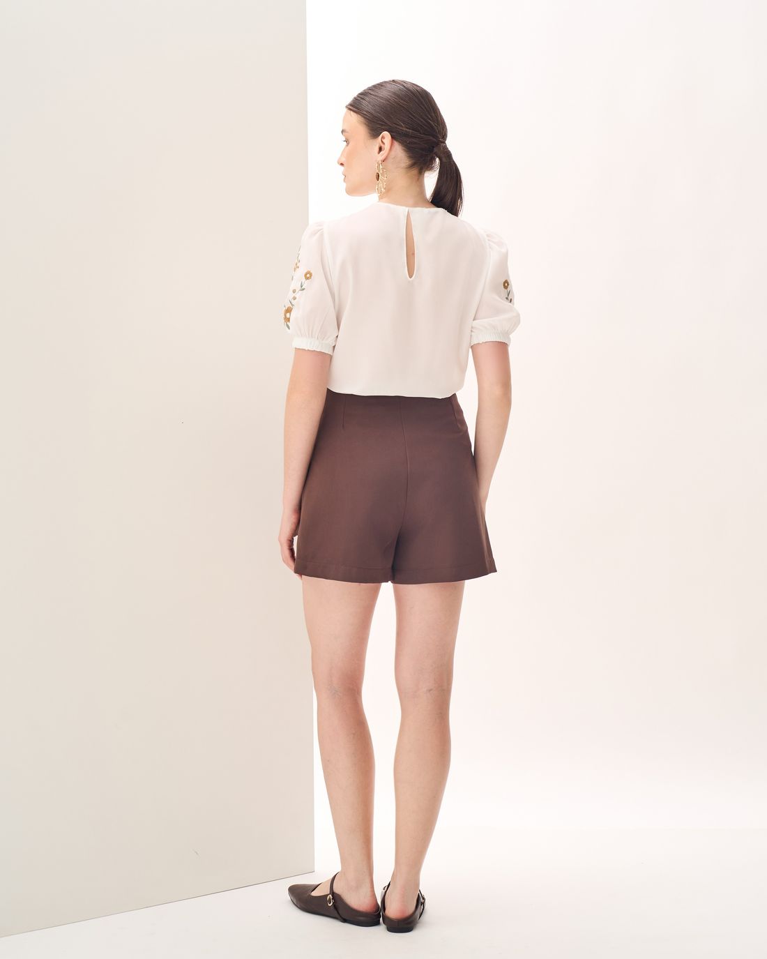 Blusa Crepe Manga Bordada - Milalai Blusa Crepe Manga Bordada - Milalai