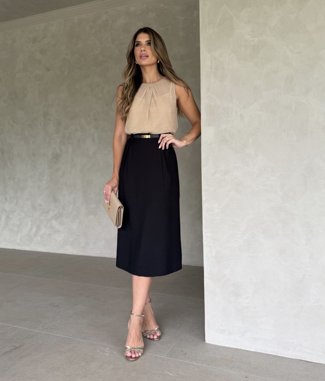 Saia Midi Com Pregas - Doce Flor Saia Midi Com Pregas - Doce Flor