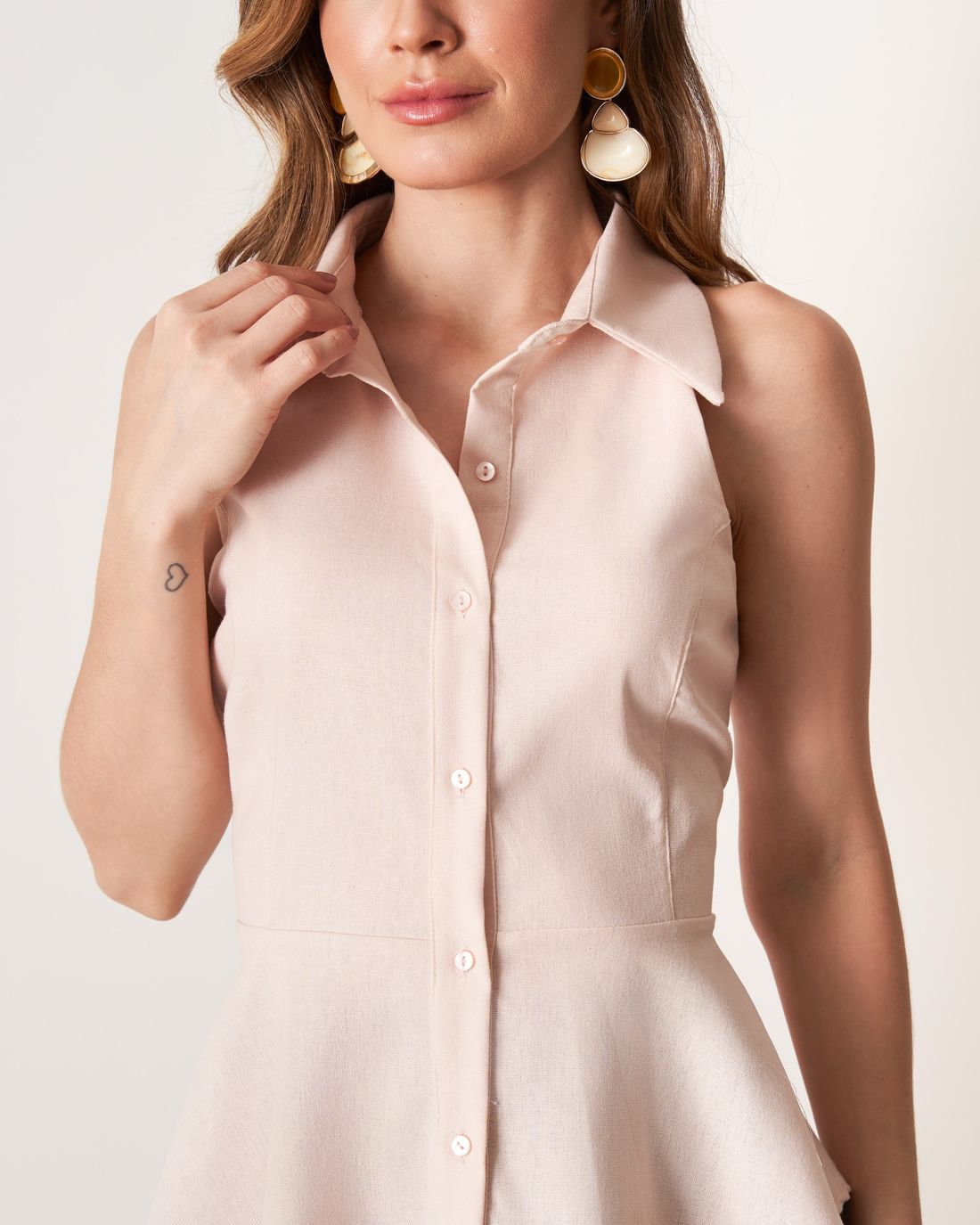 Regata Viscolinho Peplum Com Botão - Milalai Regata Viscolinho Peplum Com Botão - Milalai