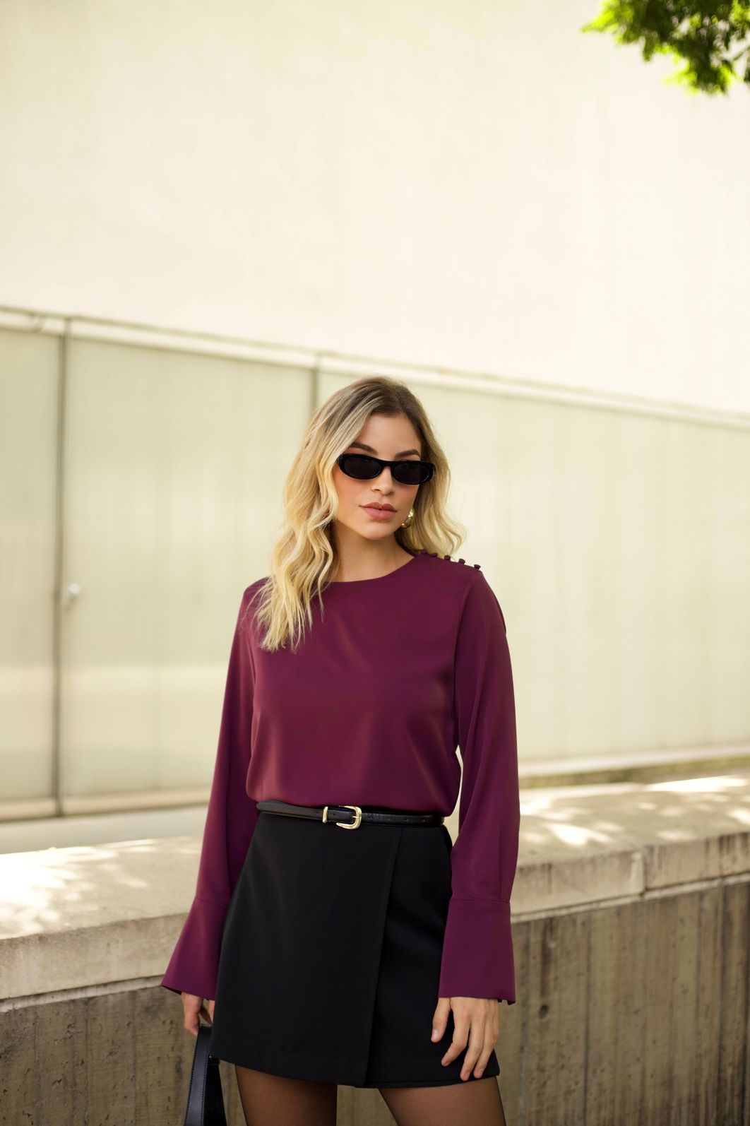 Blusa Manga Longa Acetinada Botões - Doce Flor