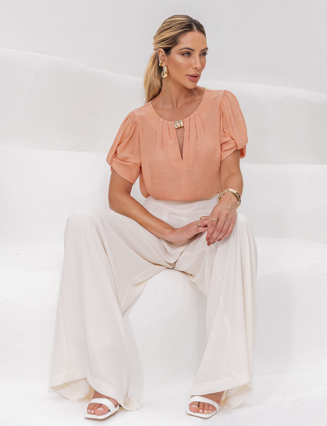 Blusa Mabel em Viscose - Unique Chic Blusa Mabel em Viscose - Unique Chic