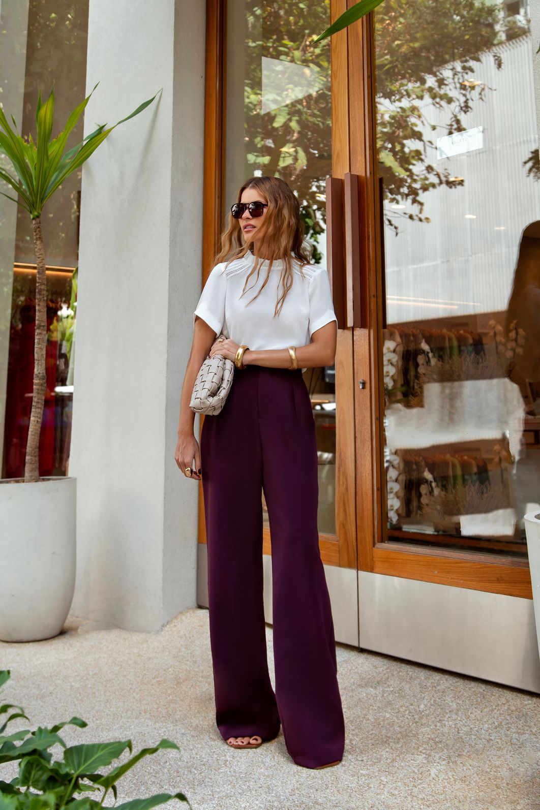 Blusa Crepe Renda Ombro Gola Babadinho - Milalai Blusa Crepe Renda Ombro Gola Babadinho - Milalai