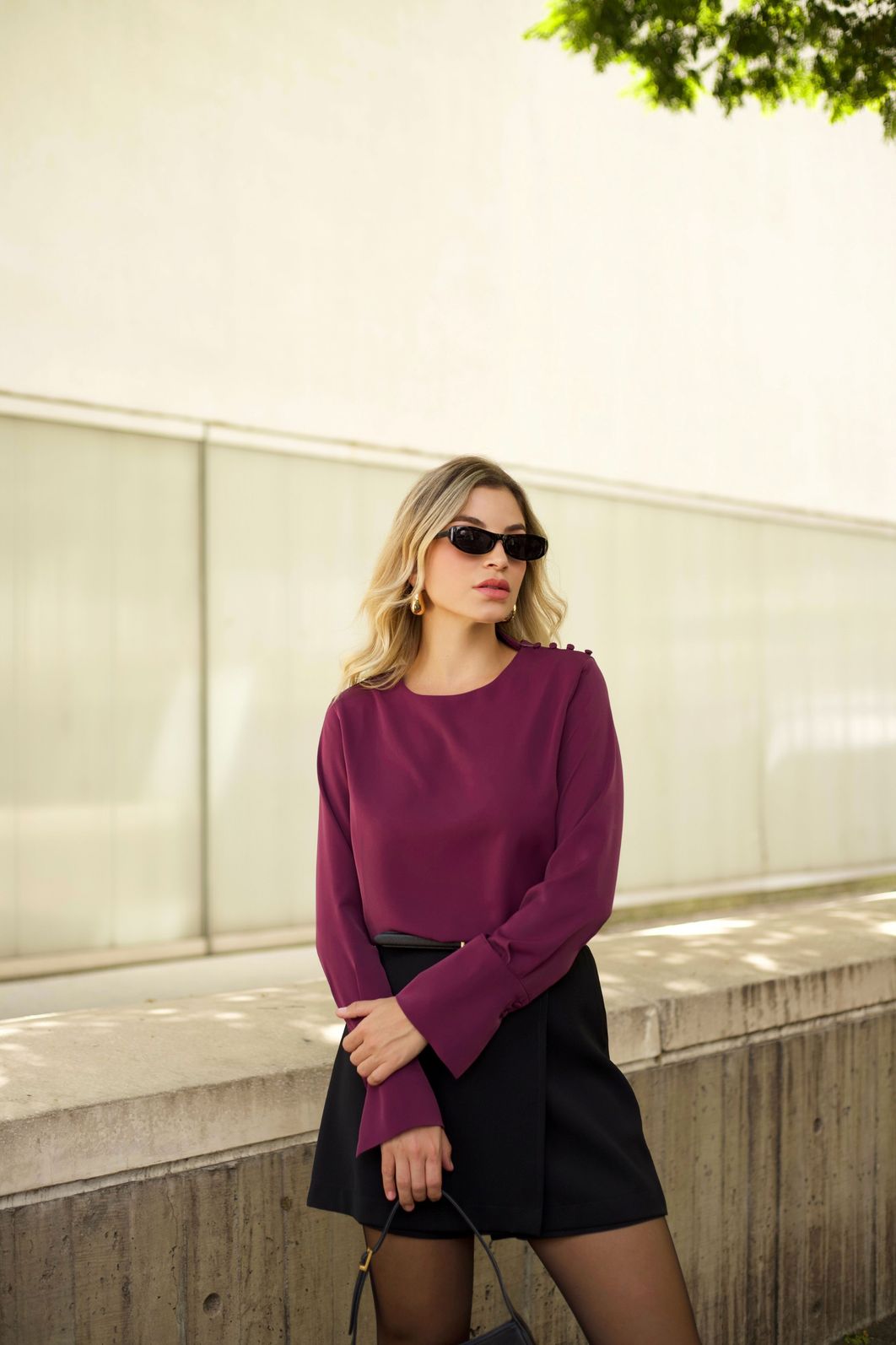 Blusa Manga Longa Acetinada Botões - Doce Flor