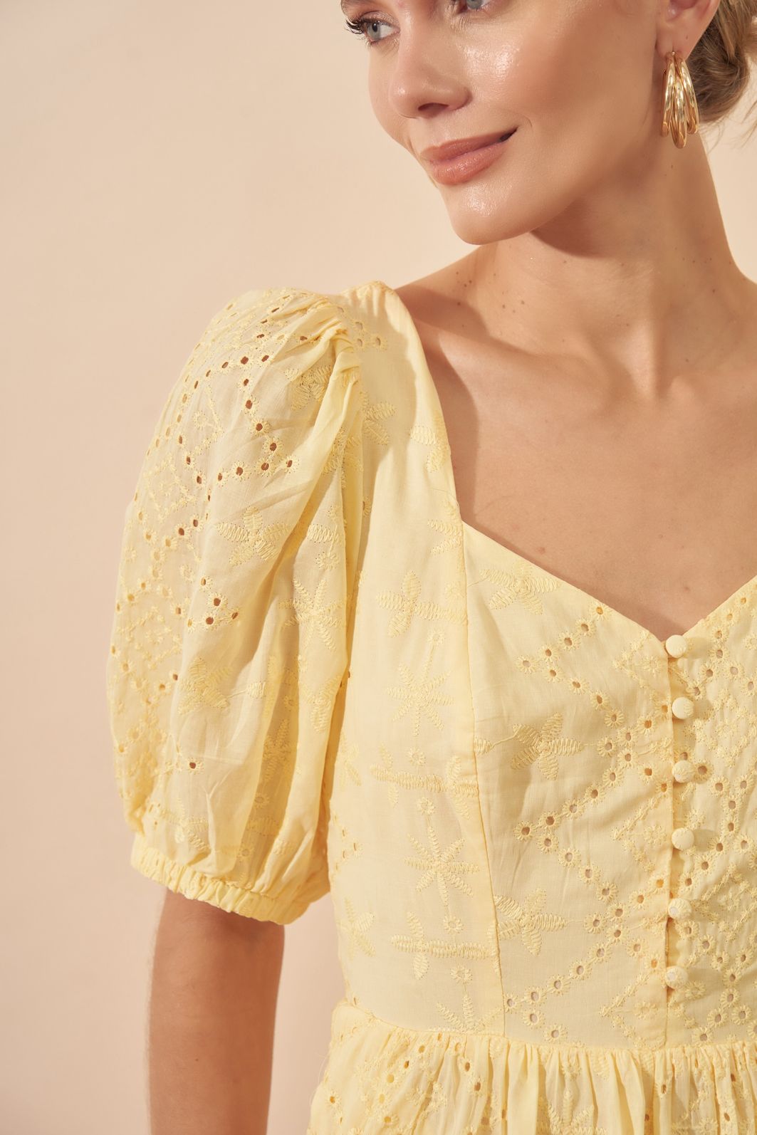 Vestido Laise Decote Princesa - Milalai Vestido Laise Decote Princesa - Milalai