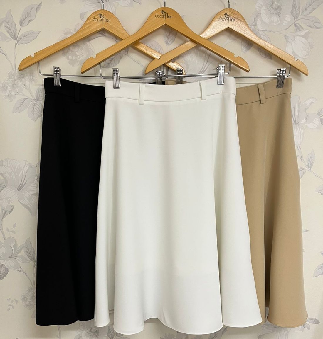 Saia Midi Godê - Doce Flor