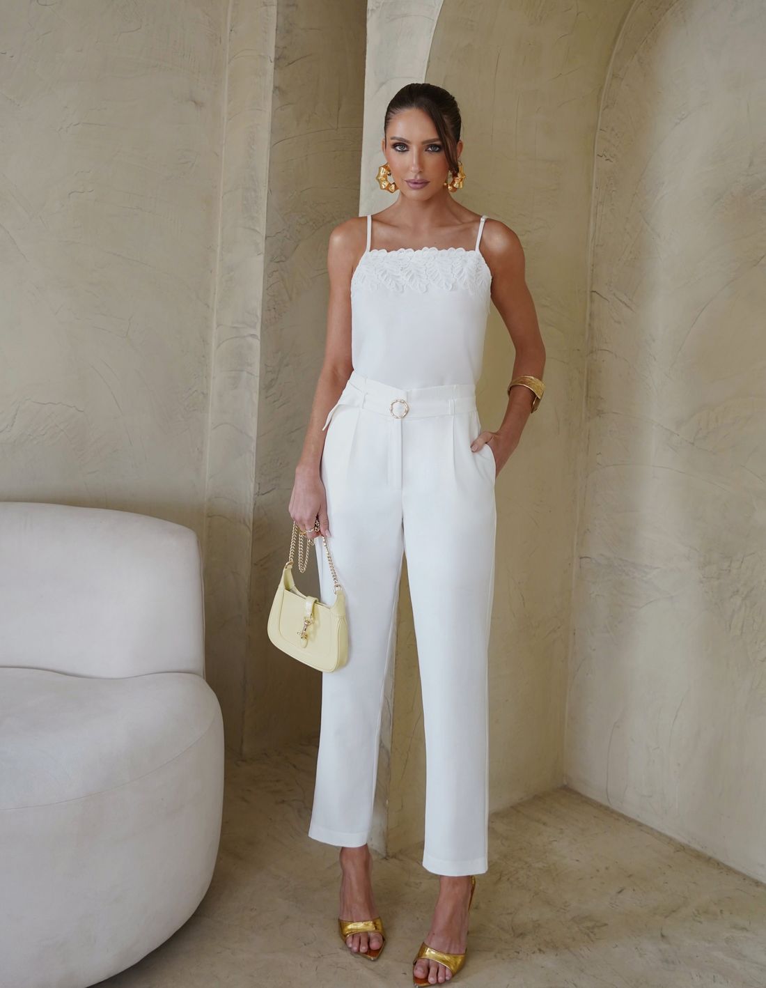 Calça Clochard Alfaiataria Mista Cinto - Doce Flor Calça Clochard Alfaiataria Mista Cinto - Doce Flor