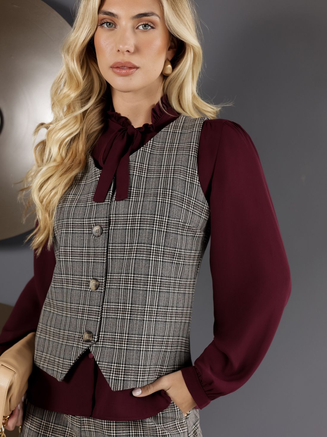 Camisa Social Feminina Gola Laço - Doce Flor Camisa Social Feminina Gola Laço - Doce Flor