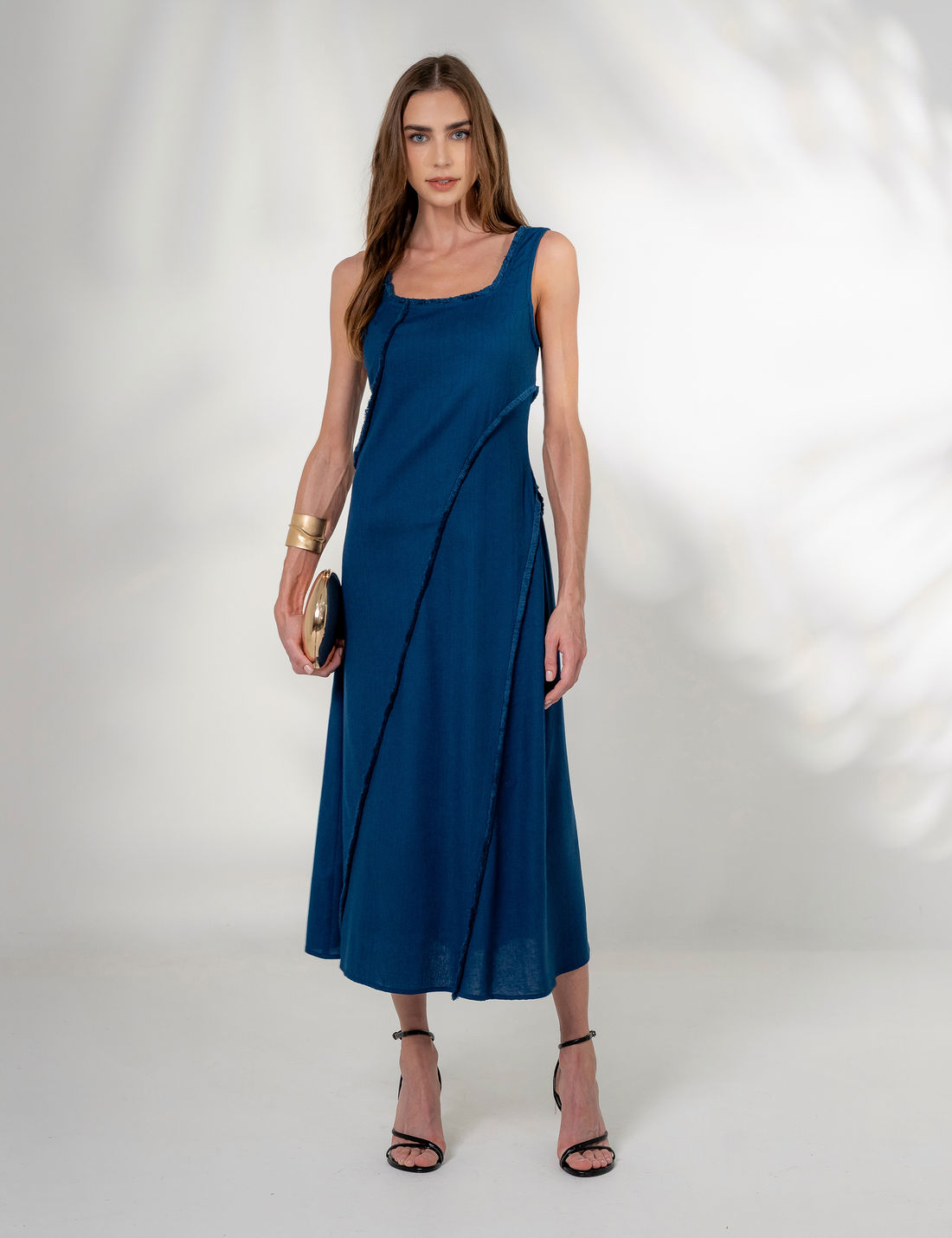 Vestido Stella Viscolinho - Unique Chic Vestido Stella Viscolinho - Unique Chic