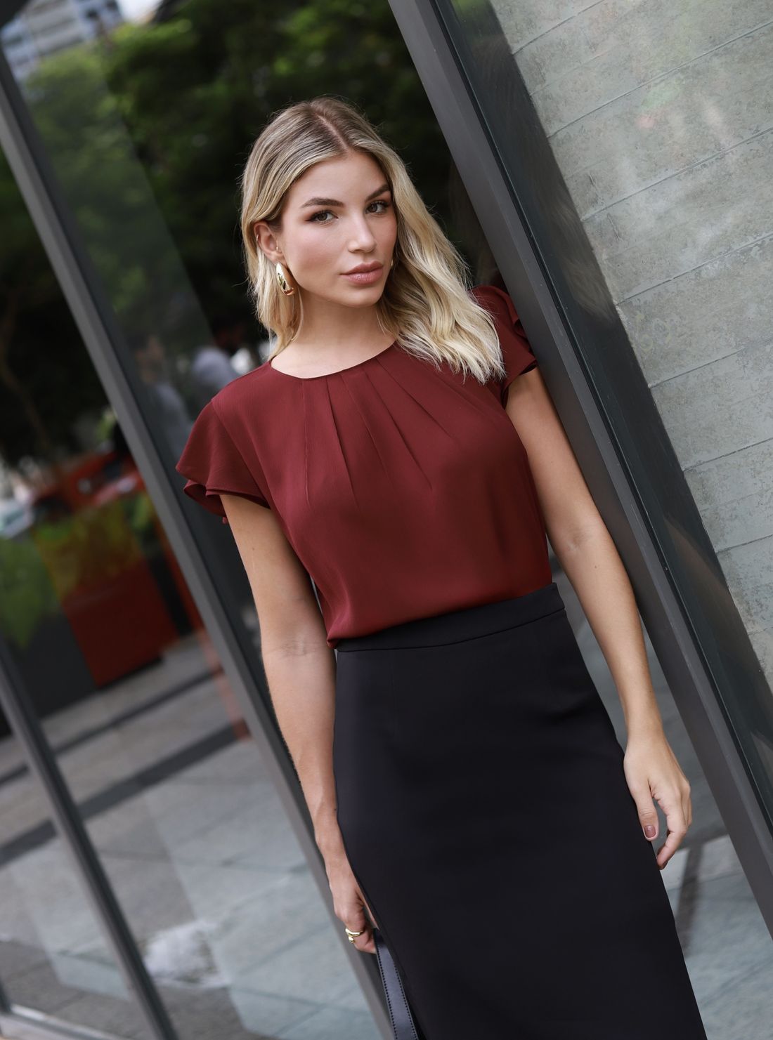 Blusa Com Pregas e Babados Na Manga - Doce Flor