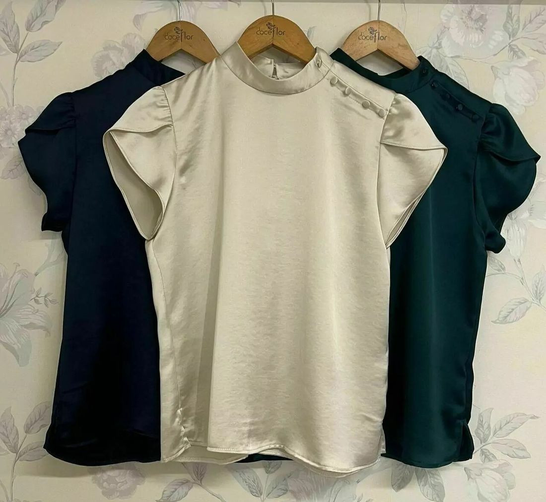 Blusa Acetinada Manga Tulipa - Doce Flor