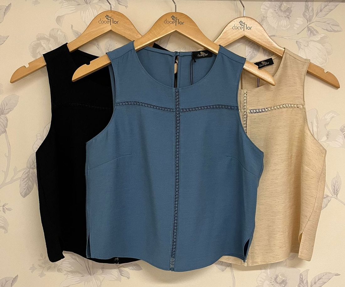 Blusa Renda Cavada- Doce Flor Blusa Renda Cavada- Doce Flor
