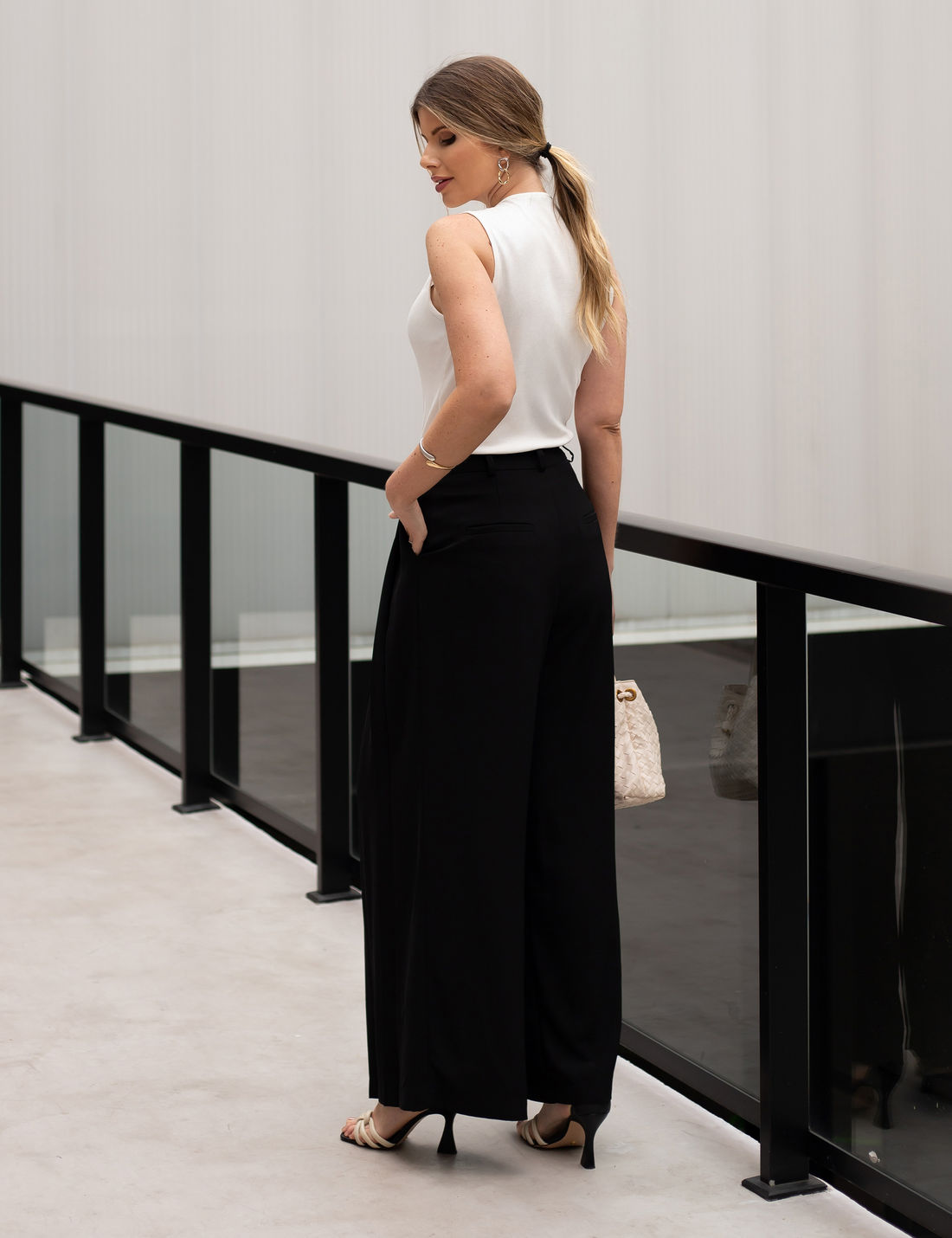 Regata Malha Ribana Botões Orgânico - Unique Chic