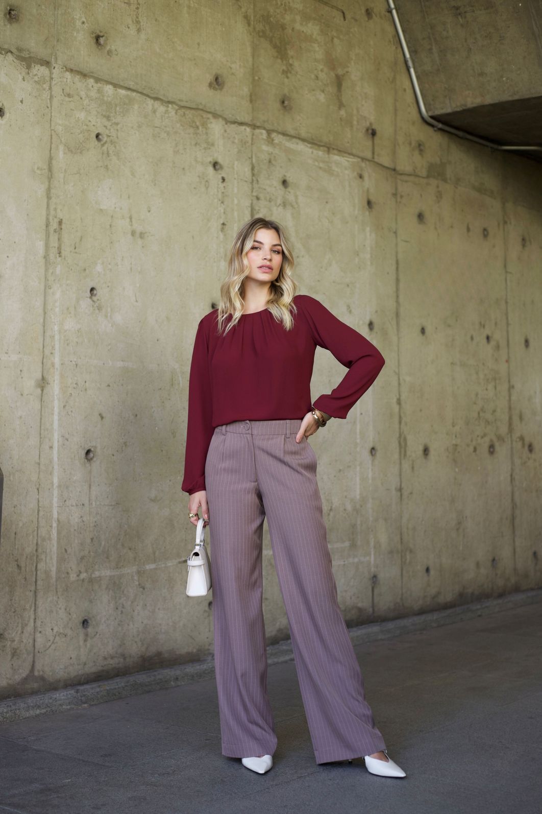 Calça Pantalona Risca De Giz Bolsos - Doce Flor