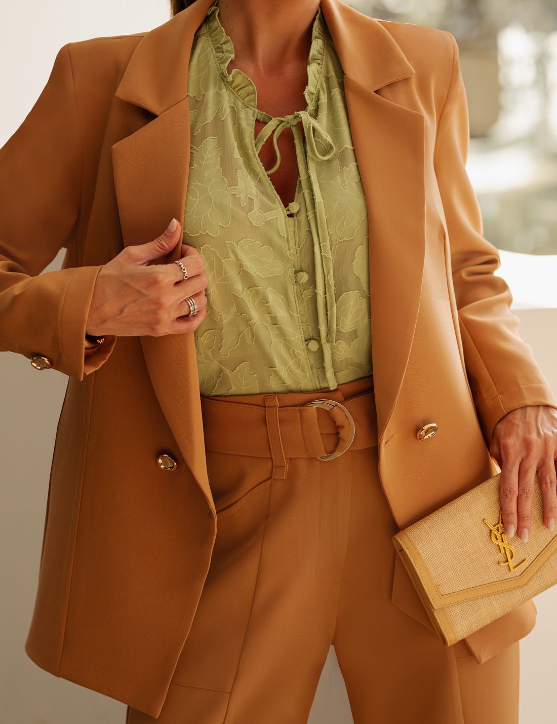 Blusa Em Chiffon Jacquard -Doce Flor Blusa Em Chiffon Jacquard -Doce Flor