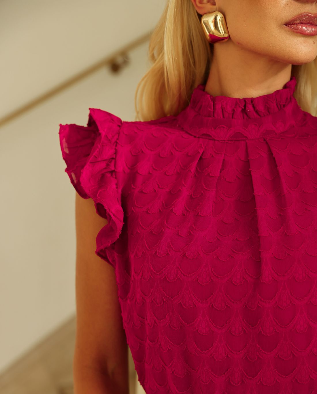 Blusa Em Chiffon Jacquard Gola - Doce Flor