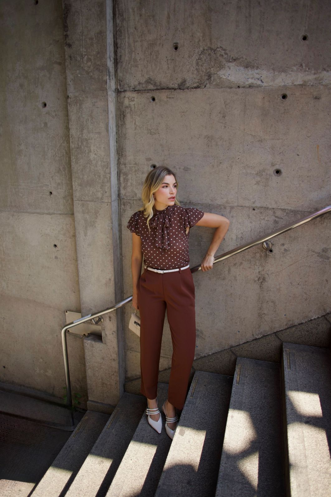 Blusa Crepe Gola Alta Poás - Doce Flor