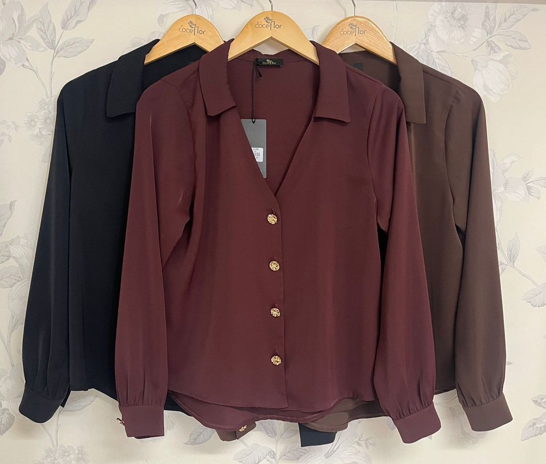 Blusa Manga Longa Decote V Botões - Doce Flor