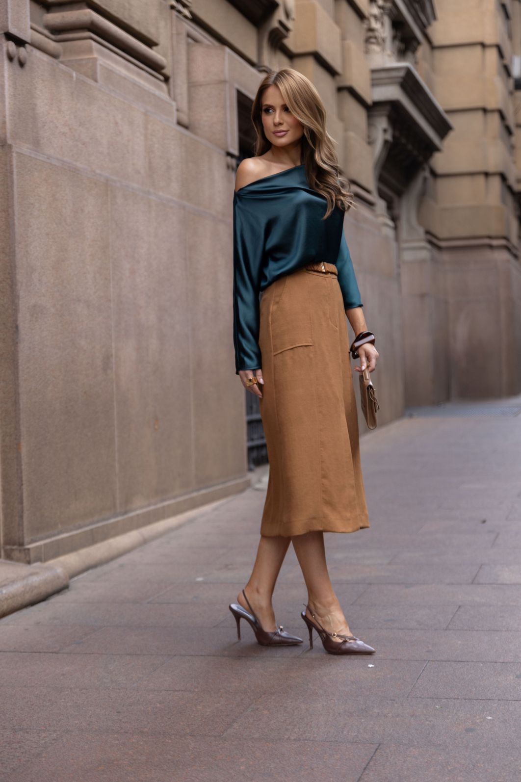 Saia Midi Fenda Viscose Mista - Doce Flor