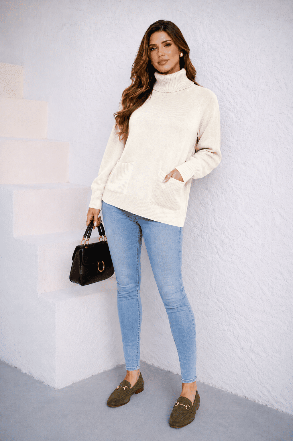 Blusão Feminino em Tricot Modal Gola Alta com Bolsos Blusão Feminino em Tricot Modal Gola Alta com Bolsos