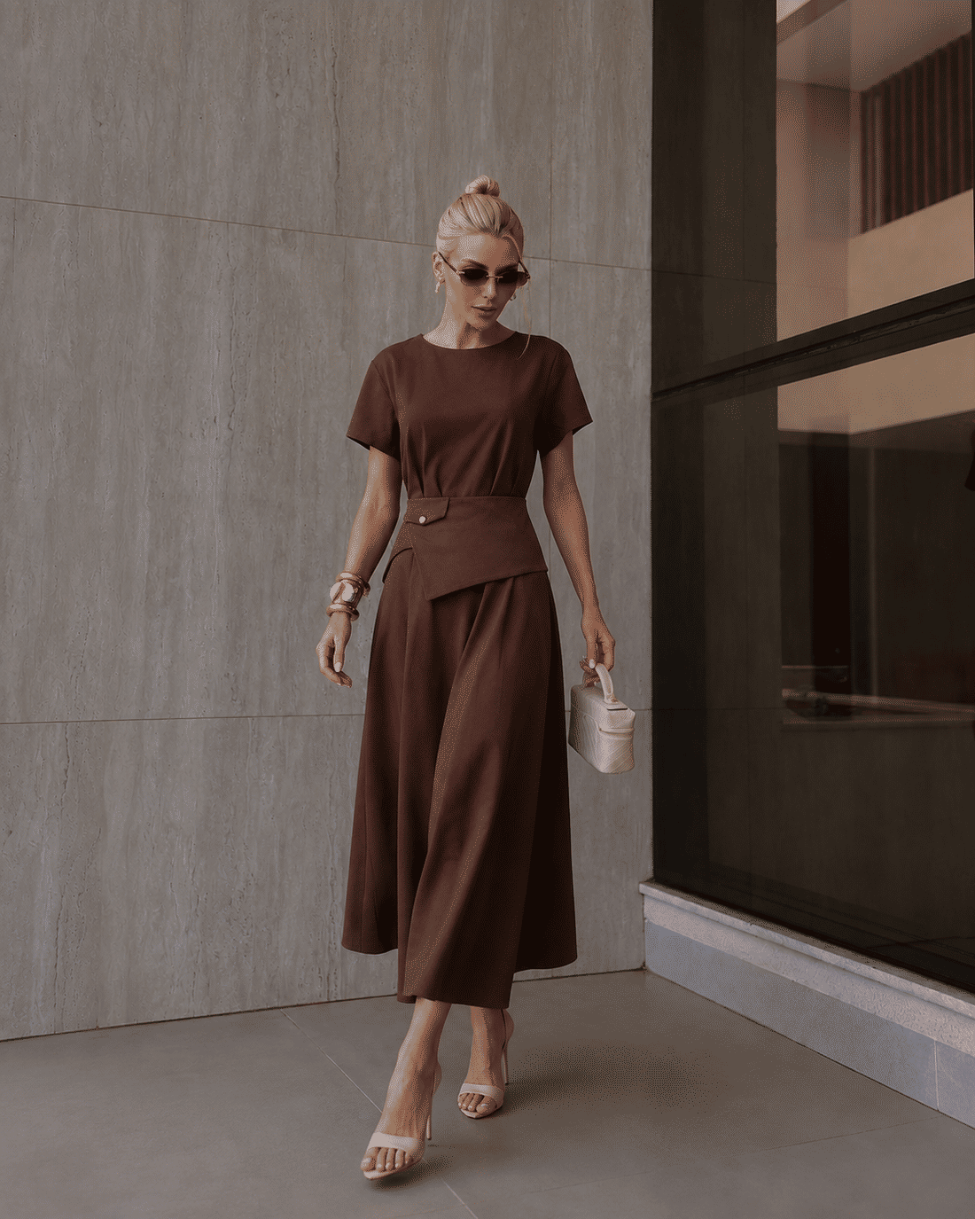 Vestido Midi Zaya Alfaiataria Mista de Viscose Vestido Midi Zaya Alfaiataria Mista de Viscose