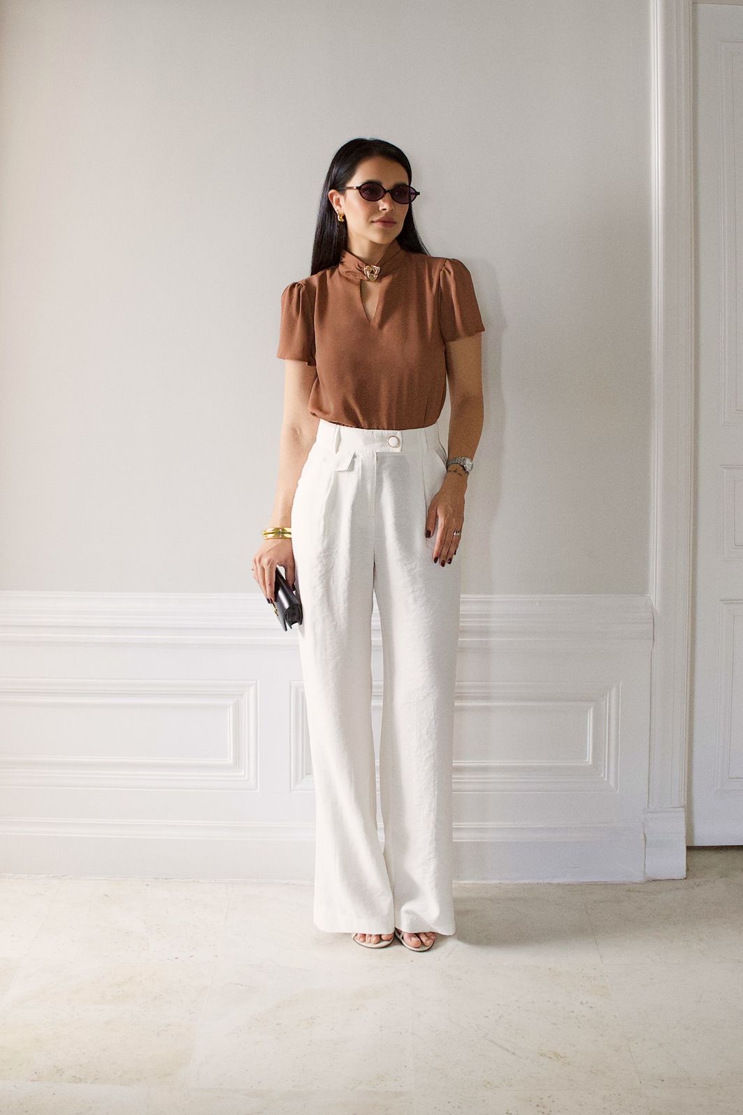 Blusa Fivela Dourada Gola - Milalai Blusa Fivela Dourada Gola - Milalai