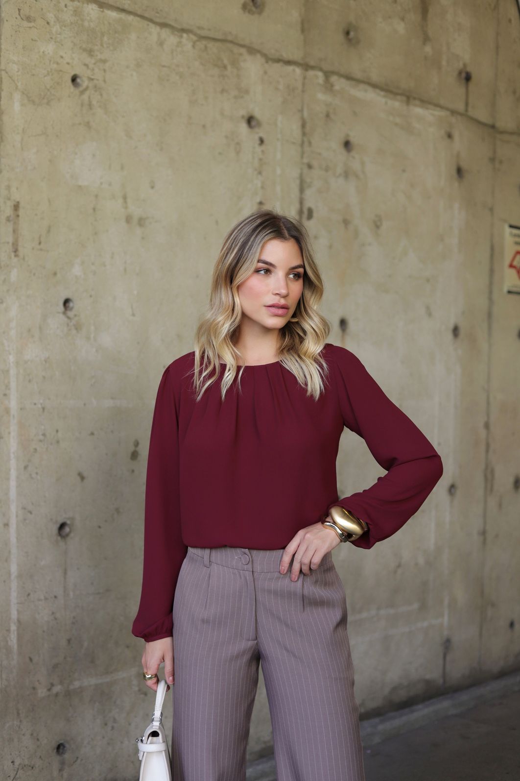 Blusa Crepe Decote Pregas Manga Longa - Doce Flor