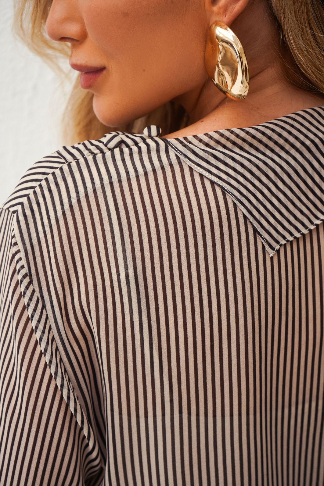 Blusa Lenço Chiffon Listrada Manga Longa - Donna Ritz Blusa Lenço Chiffon Listrada Manga Longa - Donna Ritz