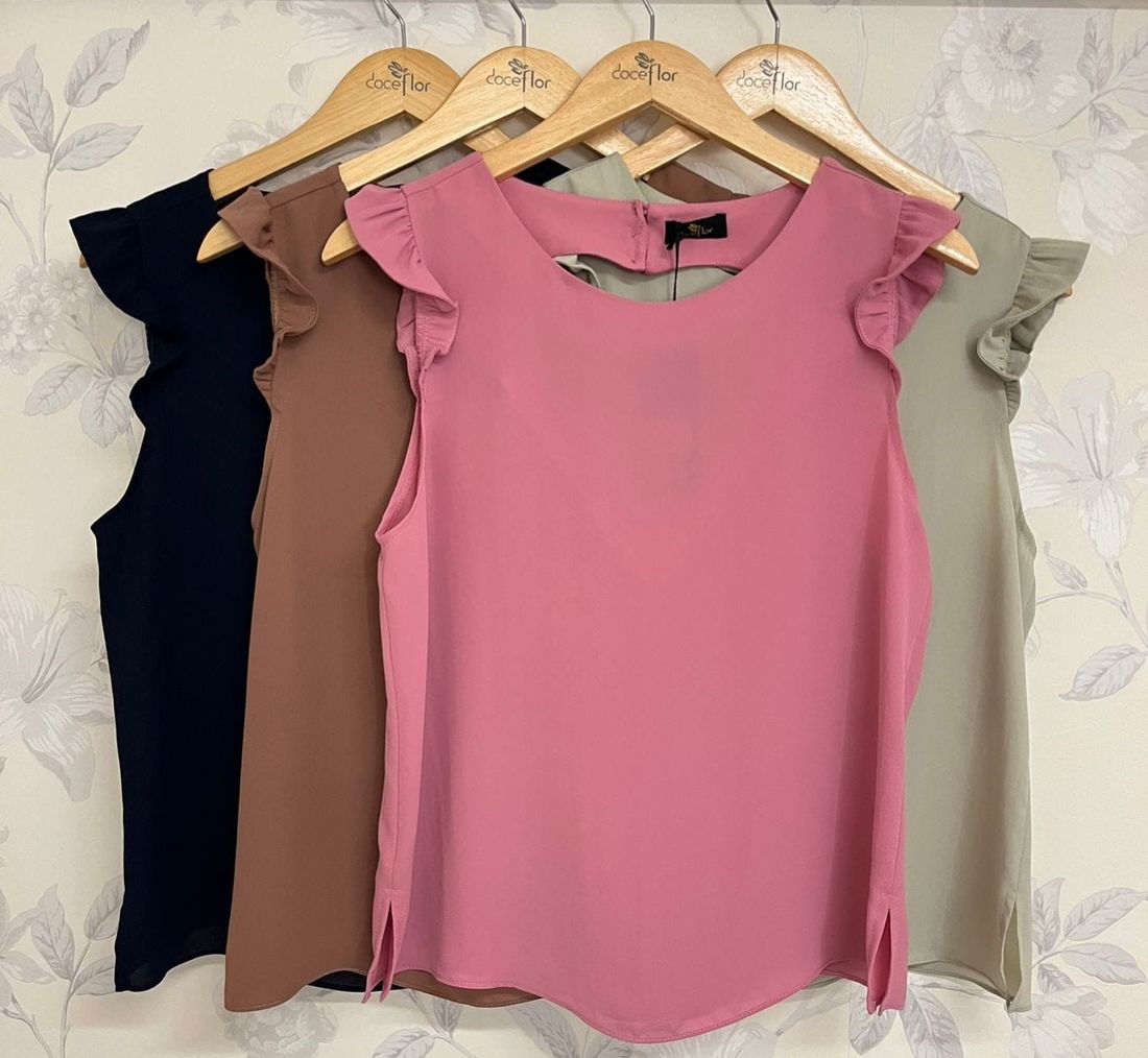 Blusa Com Abertura Coração - Doce Flor Blusa Com Abertura Coração - Doce Flor