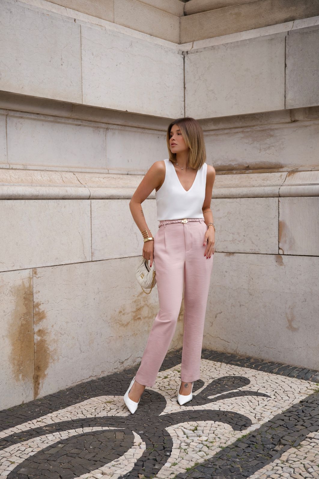 Regata Crepe Lisa Decote V - Milalai Regata Crepe Lisa Decote V - Milalai