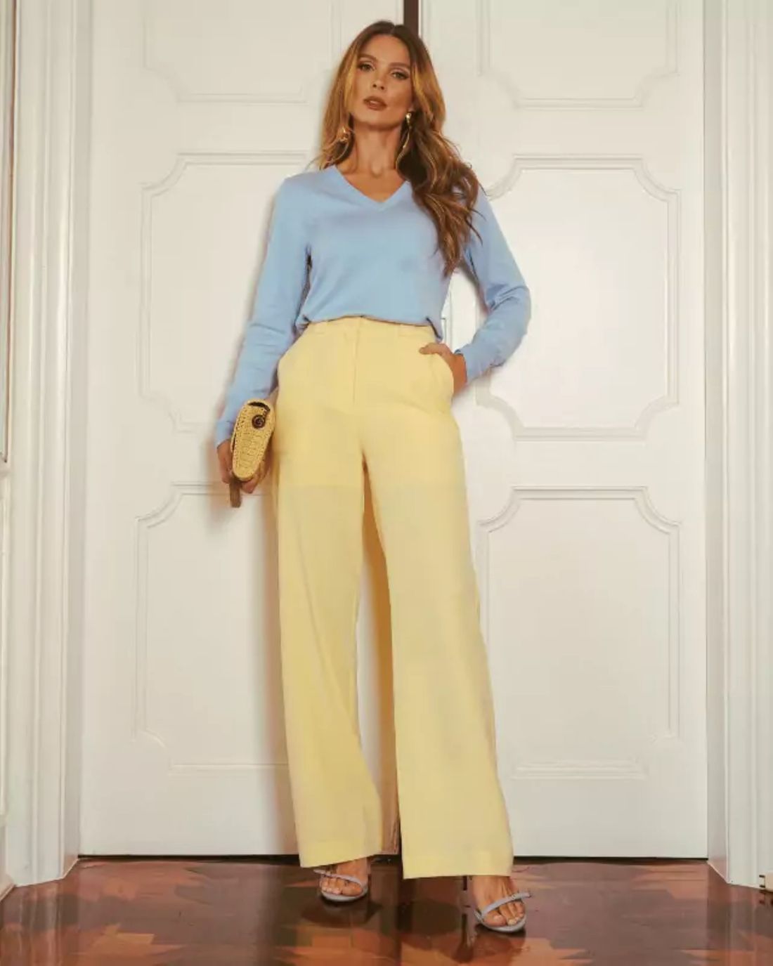 Calça Alfaiataria Wide Leg Botão Basic - Donna Ritz Calça Alfaiataria Wide Leg Botão Basic - Donna Ritz
